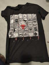 Vintage Chicago Bulls NBA Champions Single Stitch Black T-Shirt  Logo 7 Small