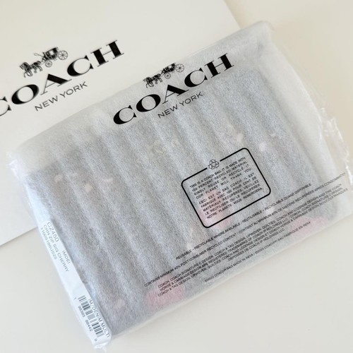 Coach Pouch Wallet Corner Zip Wristlet Denim Cherry Pattern - Picture 6 of 6
