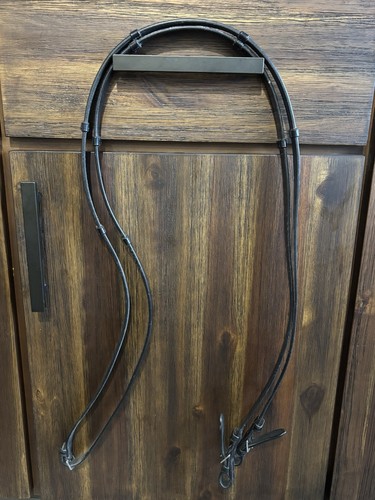 Equine Black Leather English Bridal Rains With Buckle Ends