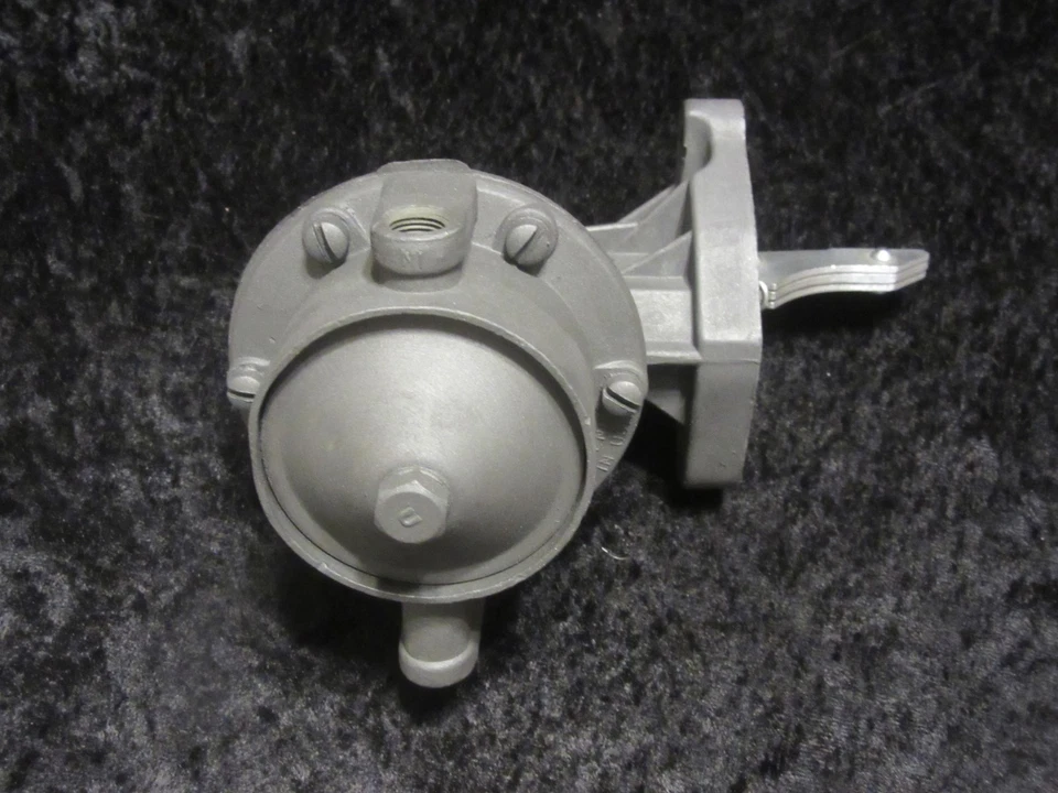1938-1954 Chrysler Dodge Plymouth New Completely Restored AC 9926/588 Fuel Pump - Image 2 of 4