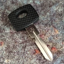 1x Blank Key Uncut Huf Mercedes Benz W107 W124 W126 W129 W140 C E S SE SL CLASS