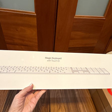 Apple Magic Keyboard Touch ID Numeric Keypad USB-C White MXK73LL/A
