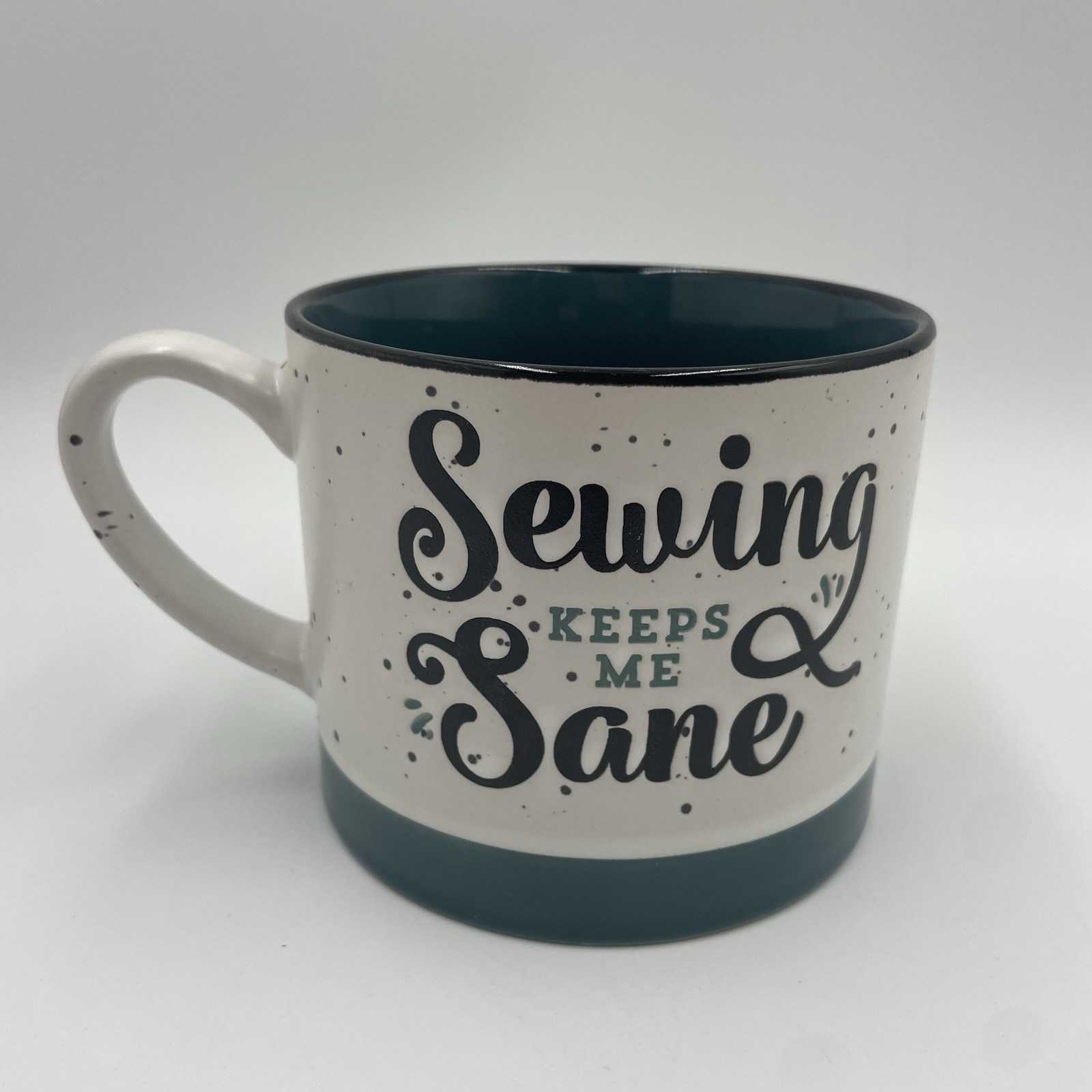 SEWING KEEPS ME SANE Tea / Coffee Mug 14OZ NWOT Gray And Green Black Speckles