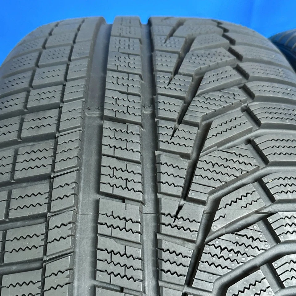 2x Winterreifen 265 35 R19 98W Hankook Winter I*Cept evo 2 DOT 18/20 6.5/7.5mm - Bild 3 von 3