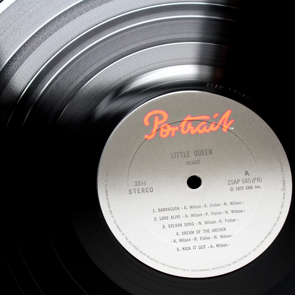 PRISTINE ORIGINAL 1977 HEART VINYL LP PHOTO LYRICS NM NANCY WILSON BARRACUDA - Image 3 of 4