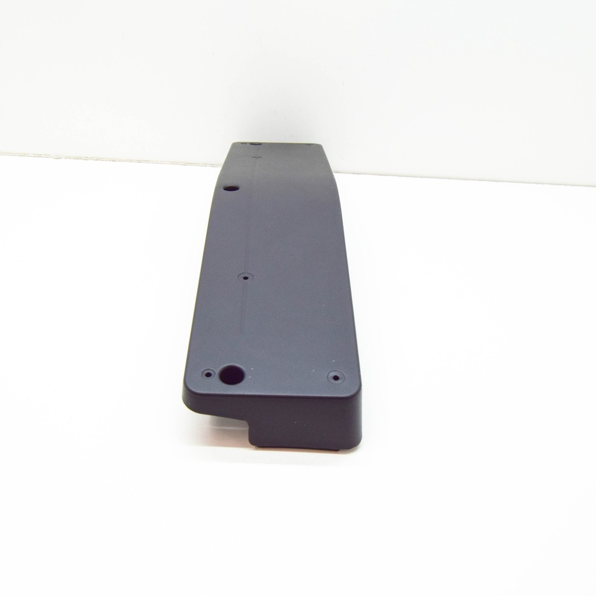 NEW MERCEDES-BENZ CLS C218 NUMBER PLATE BRACKET A2188851181 2016