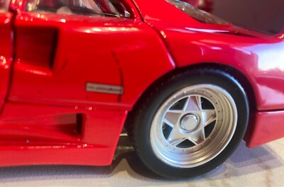 Ferrari F40 Hot Wheels 1/18 1:18 rare vintage model is the real