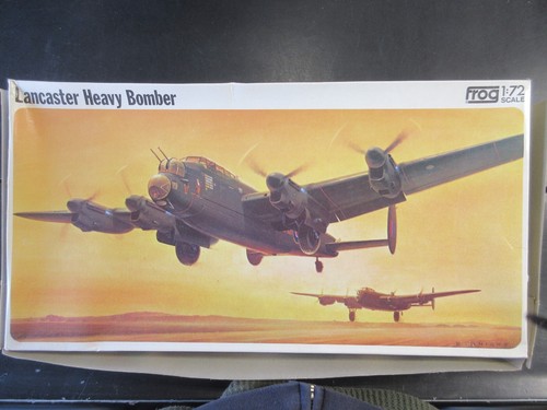 FROG 1/72 LANCASTER HEAVY BOMBER #F215 vintage