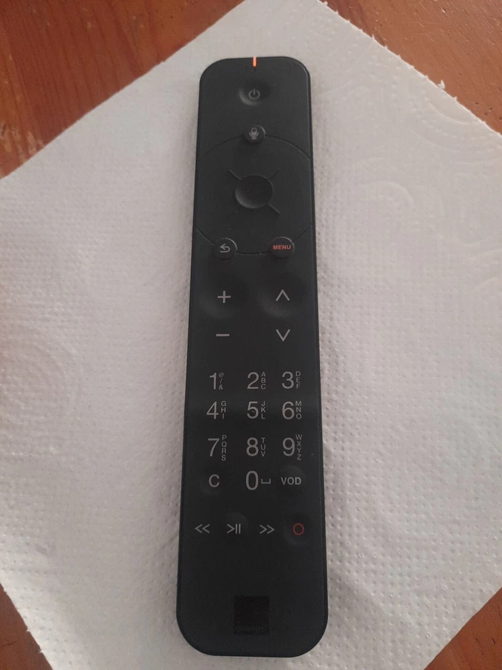 💥 Télécommande Comme NEUVE UHD décodeur TV Orange TV4 VOCALE + 2 piles NEUVES  - Photo 2/4