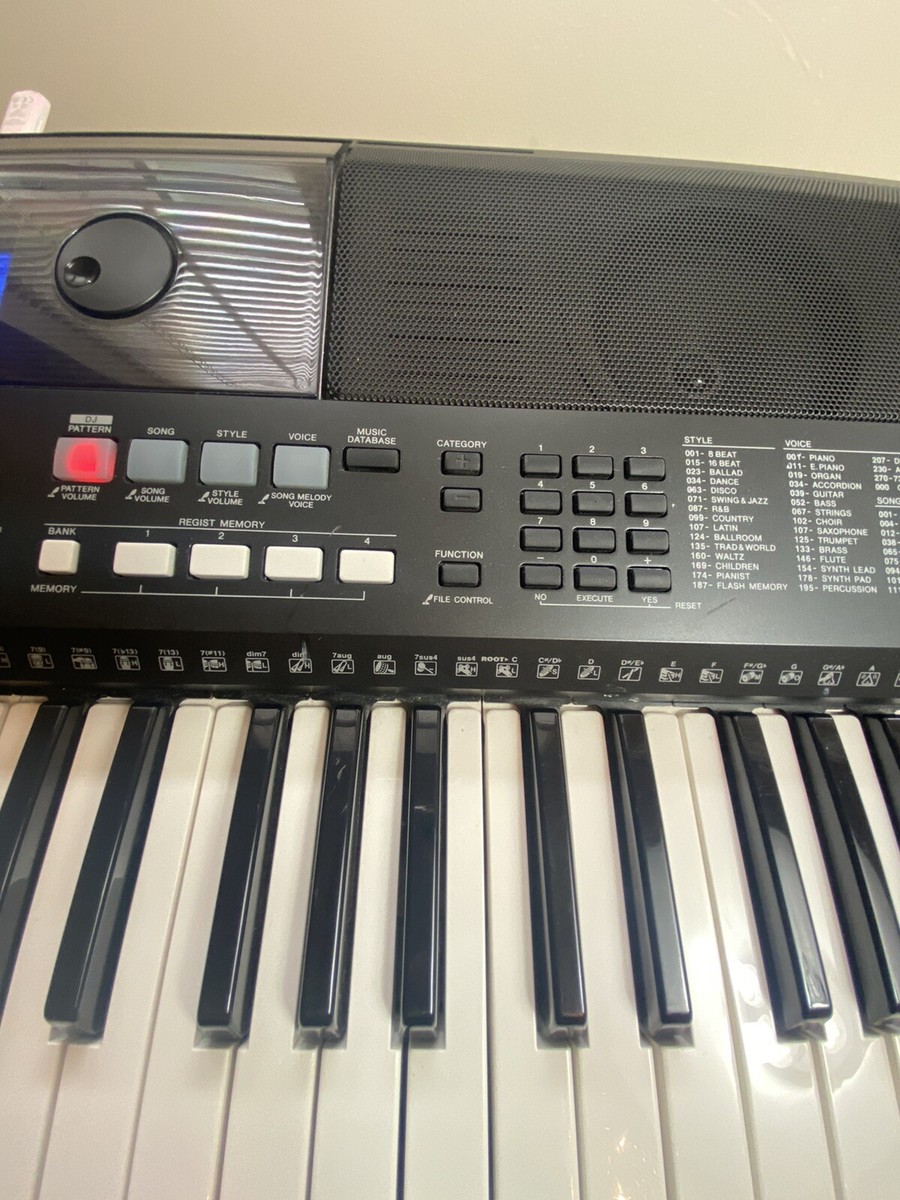 YAMAHA PSR-E433 PORTATONE 61 Keys Portable Keyboard(video in YAMAHA PSR-E433 PORTATONE 61 Keys Portable Keyboard(video in