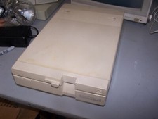 Commodore 1571 Floppy Drive Tested to power o...