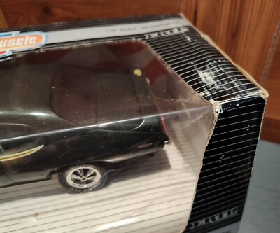 PONTIAC GTO THE JUDGE 1969 vert métal foncé o 1/18 AMERICAN MUSCLE ERTL