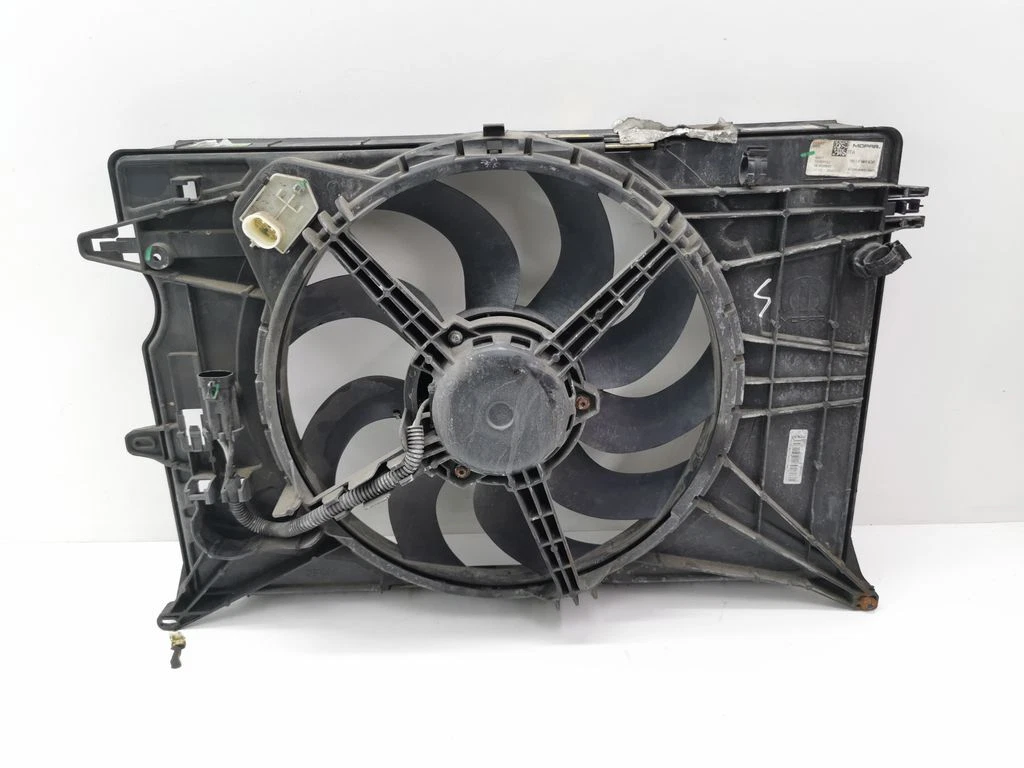 Jeep Renegade 2015 Electric Radiator Cooling Fan 52009102 AMD57415  