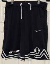 Nike NYvsNY Basketball Shorts Mens Small Swoosh Mesh Urban BQ9070-010