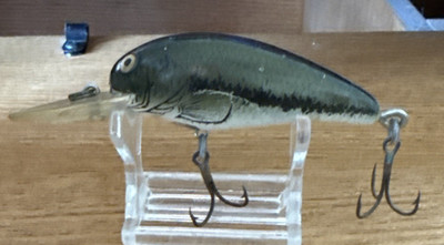 Vintage Bomber Model A 3A Fishing Lure   Baby Bass   Screwtail   3''