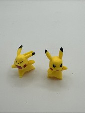 Pikachu T-ARTS TOMY figures Vintage Figures Pokemon (One Missing Tail)