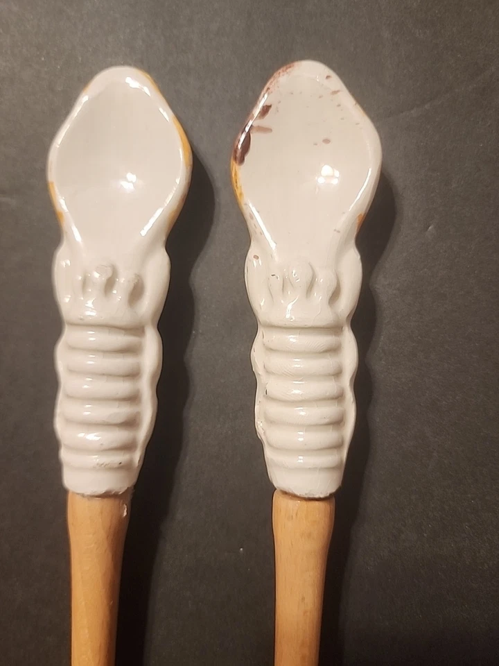 Tenedor y cuchara para ensaladas de madera y cerámica Foto 3 de 4