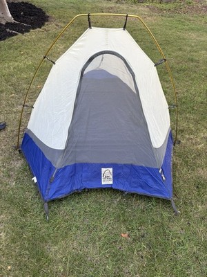 Sierra Designs Clip Flashlight Tent (2 Person) Vintage W Rainfly