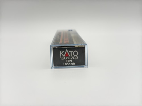 KATO - N - Great Northern - GN - Smoothside Coach Car #1218 - Train 156-0702 - Picture 4 of 9