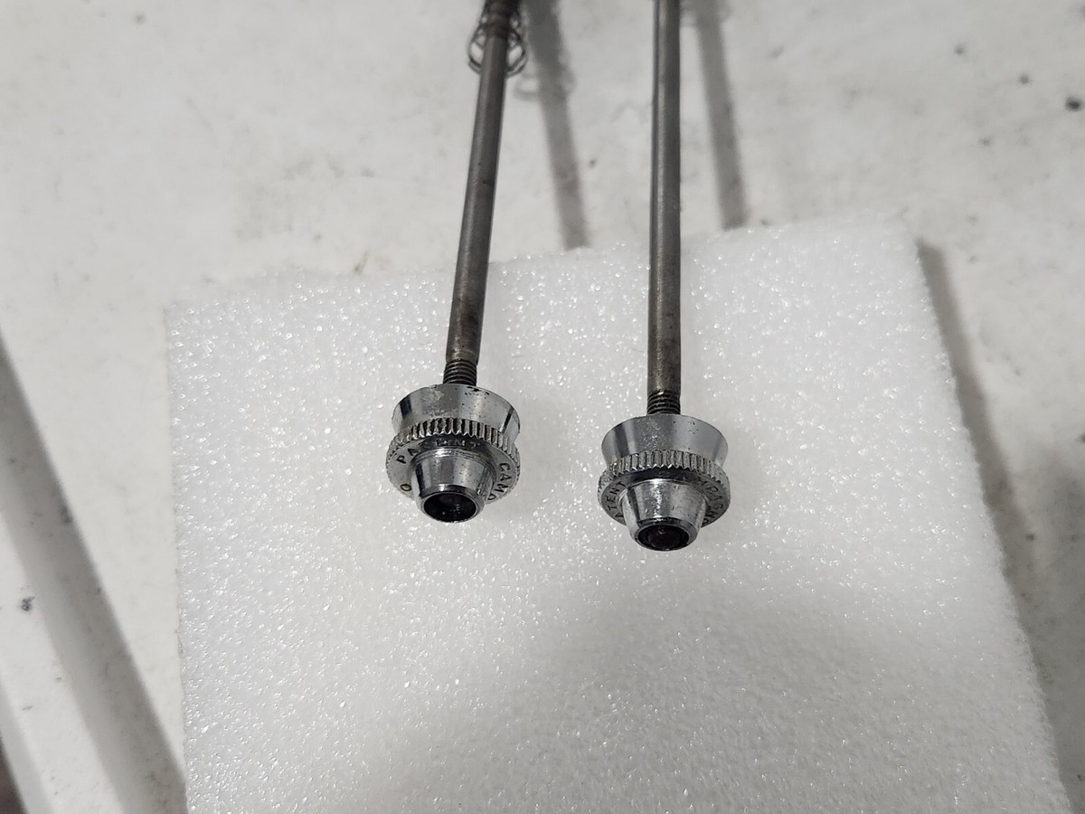 Campagnolo ビンテージラージハブ クイックリリース付き 24H