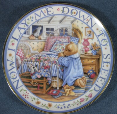Royal Doulton Teddy Says His Prayers Fine Bone China Collector 