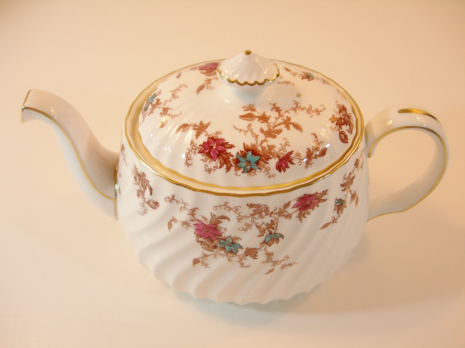BEAUTIFUL MINTON ANCESTRAL TEAPOT CRANBERRY TURQUOISE FLOWERS WHITE
