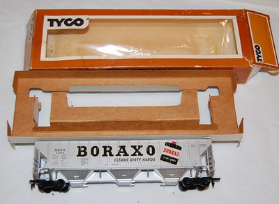 VINTAGE HO TYCO BORAXO CLEANS DIRTY HANDS GACX 61385 3 BAY ENCLOSED HOPPER CAR