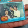 Topps 1977 Star Wars Card #65 Carrie Fisher & Mark Hamill