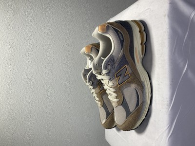 New Balance 2002 R Low Top Suede Mesh Comfort Tan Orange Sneaker Mens Size 10