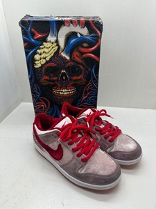 strange love dunks box