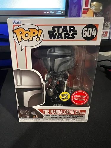 Funko Pop! Vinyl: Star Wars - The Mandalorian with Darksaber - GameStop #604