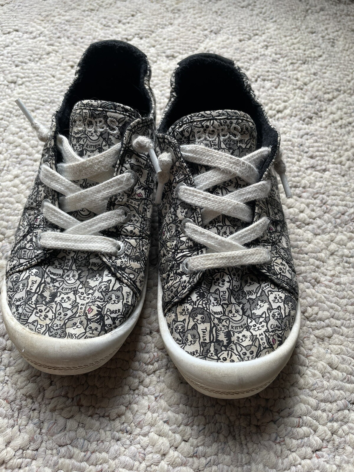 Cat Print Shoes !! Womens Size 6 Bob’s eBay