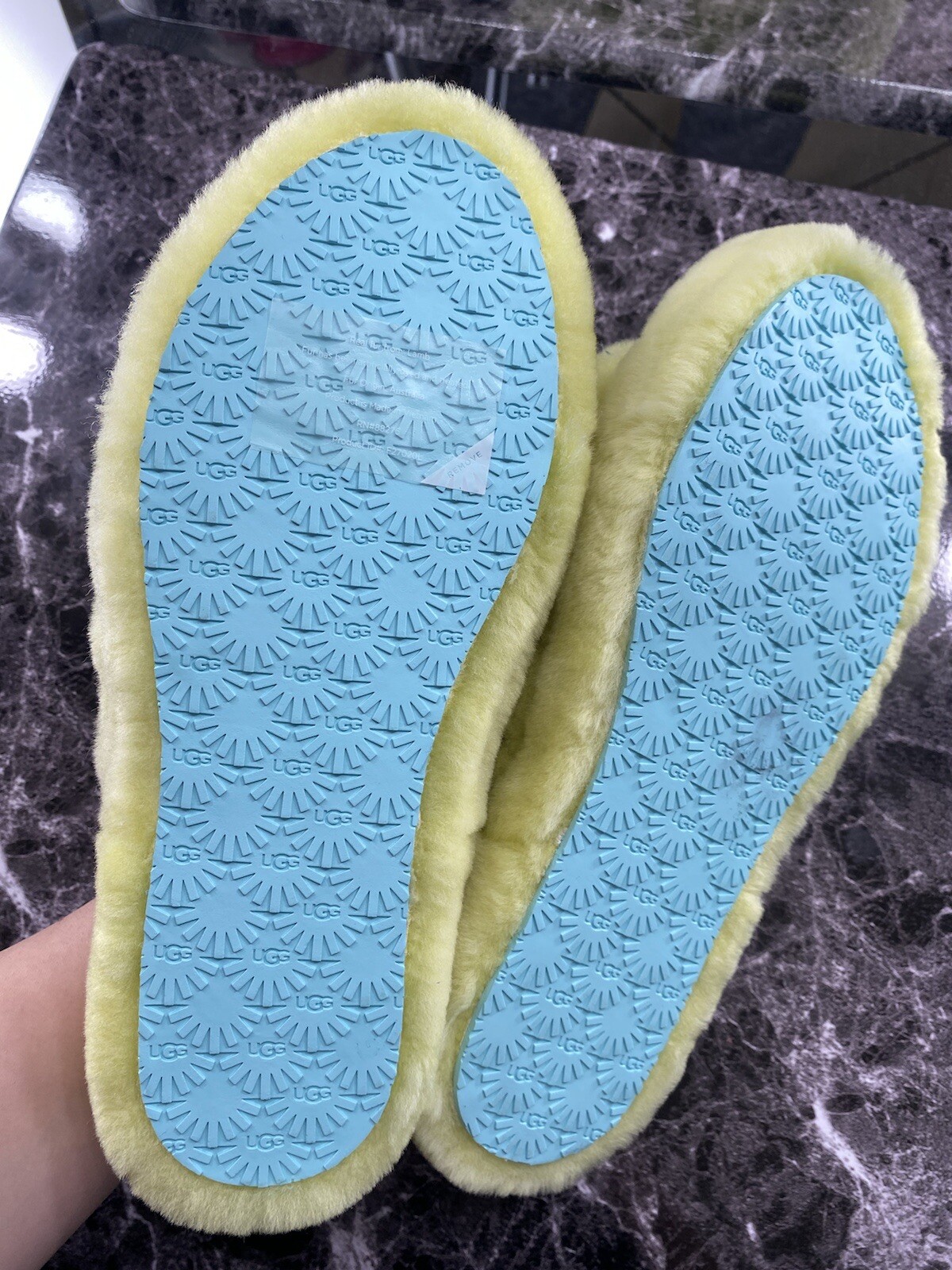 PANTOFOLA D’ORO Sandali pantofole UGG Fluff Yeah Slide polline giallo sfumato 1120030K taglia 6