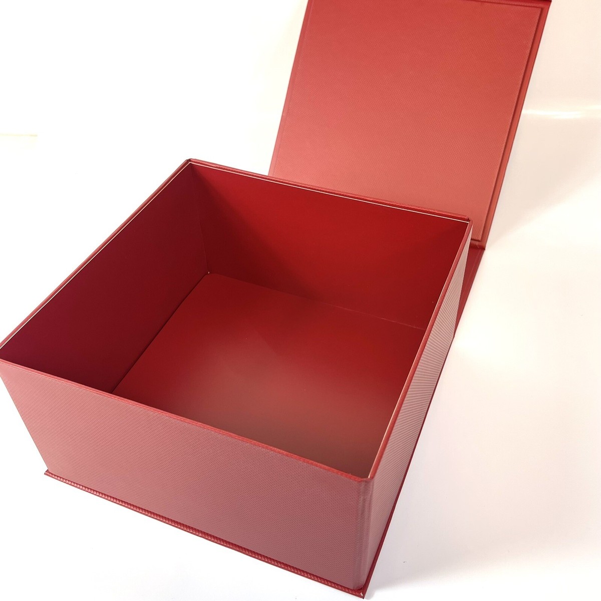 TOM FORD ハート型ギフトボックス Authentic TOM FORD Square Empty Gift Box Packaging Heart Red 7.75