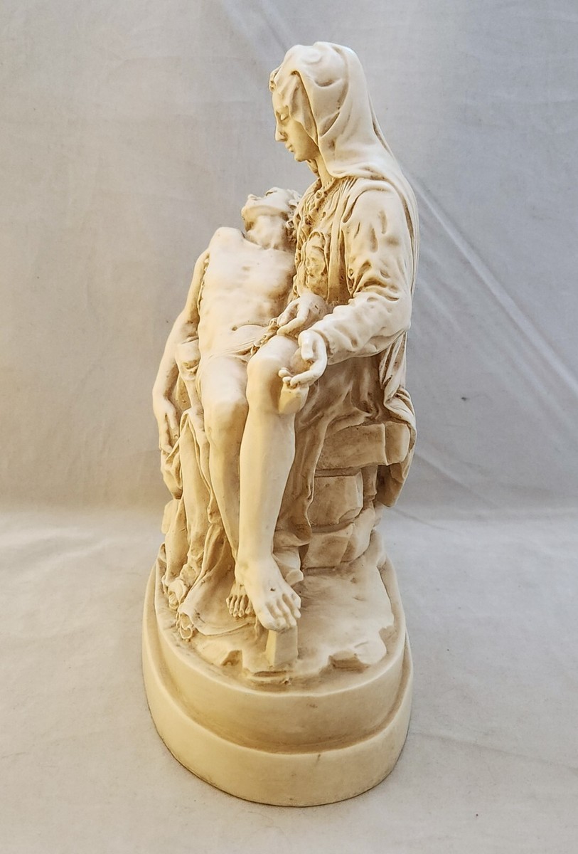 pieta maestoro 4C • Michaelangelo's PIETA Composite Heavy Beige 9
