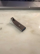 TESLA OEM Model S,3,X,Y USB Flash Drive for Dashcam 128GB Pre-owned
