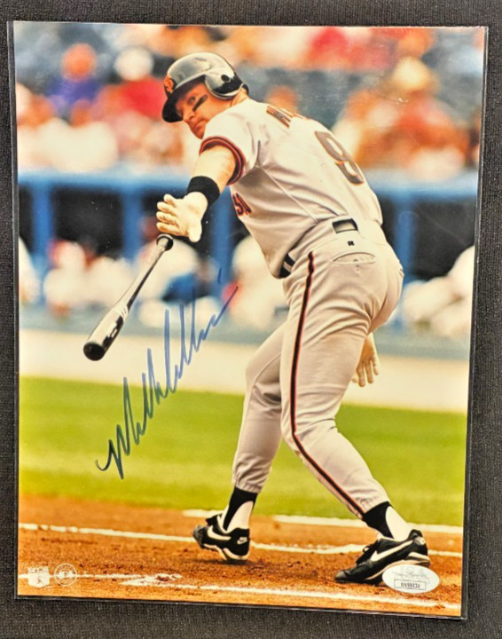 MATT WILLIAMS SIGNED 8x10 PHOTO - (JSA W/Card) San Francisco Giants