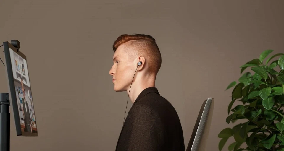 Logitech Zone UC Wired Stereo Earbuds 981-001012 - Image 2 of 4