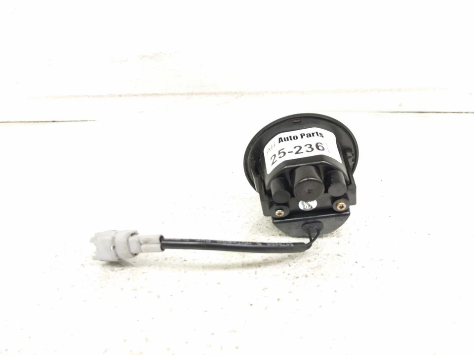 Nissan 370Z 2009-2020 luz de señalización lateral del conductor - Aftmkt 26165-1Ek0a Foto 4 de 4