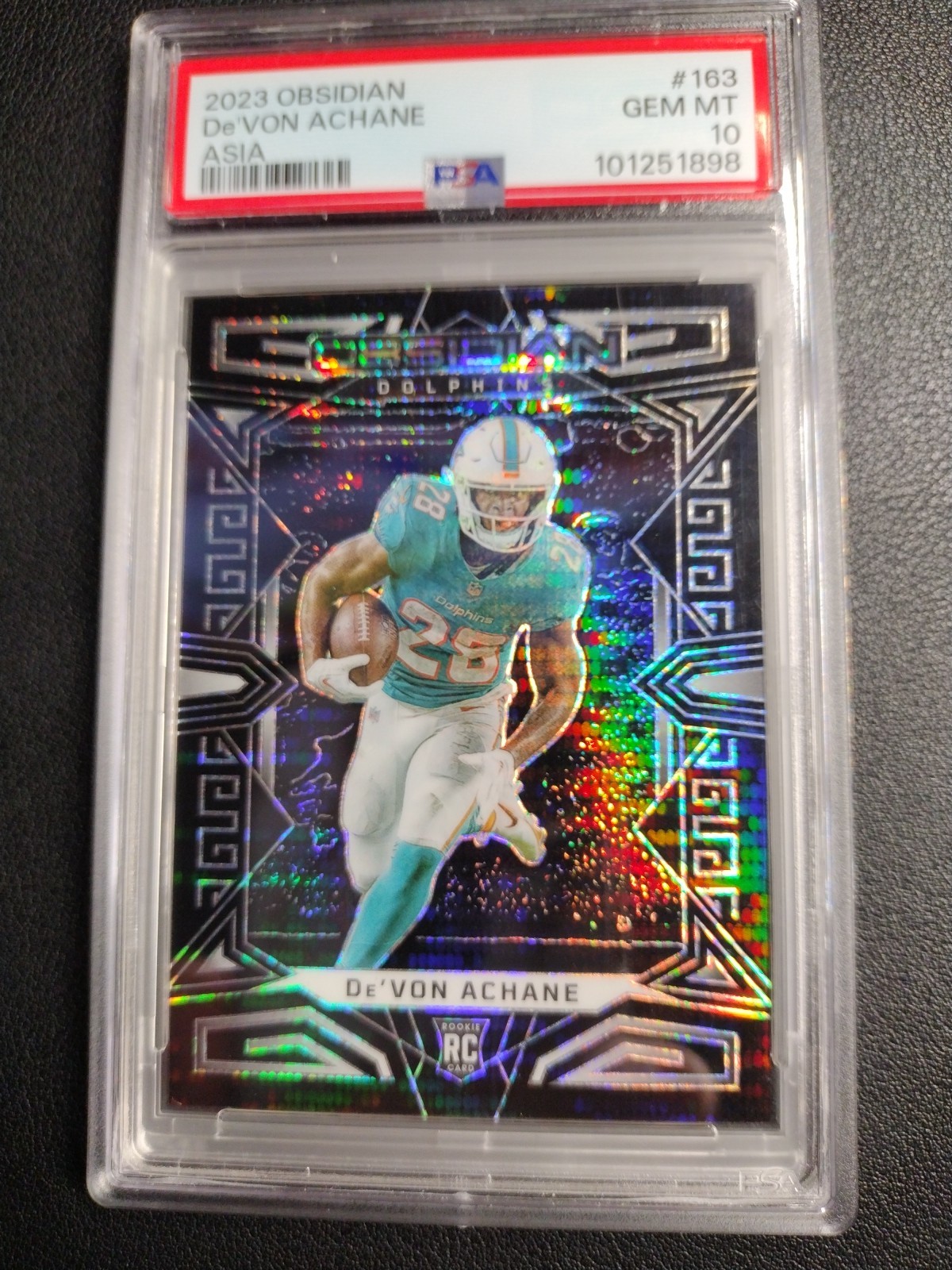 De'Von Achane Panini Obsidian #163 Base