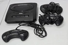 J-431 VINTAGE ORIGINAL SEGA GENESIS GAME CONSOLE WITH CONTROLLERS