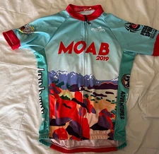 2019 Moab Red Devil Cycling Jersey Bike Borah Size Small Moab Utah Red Rocks