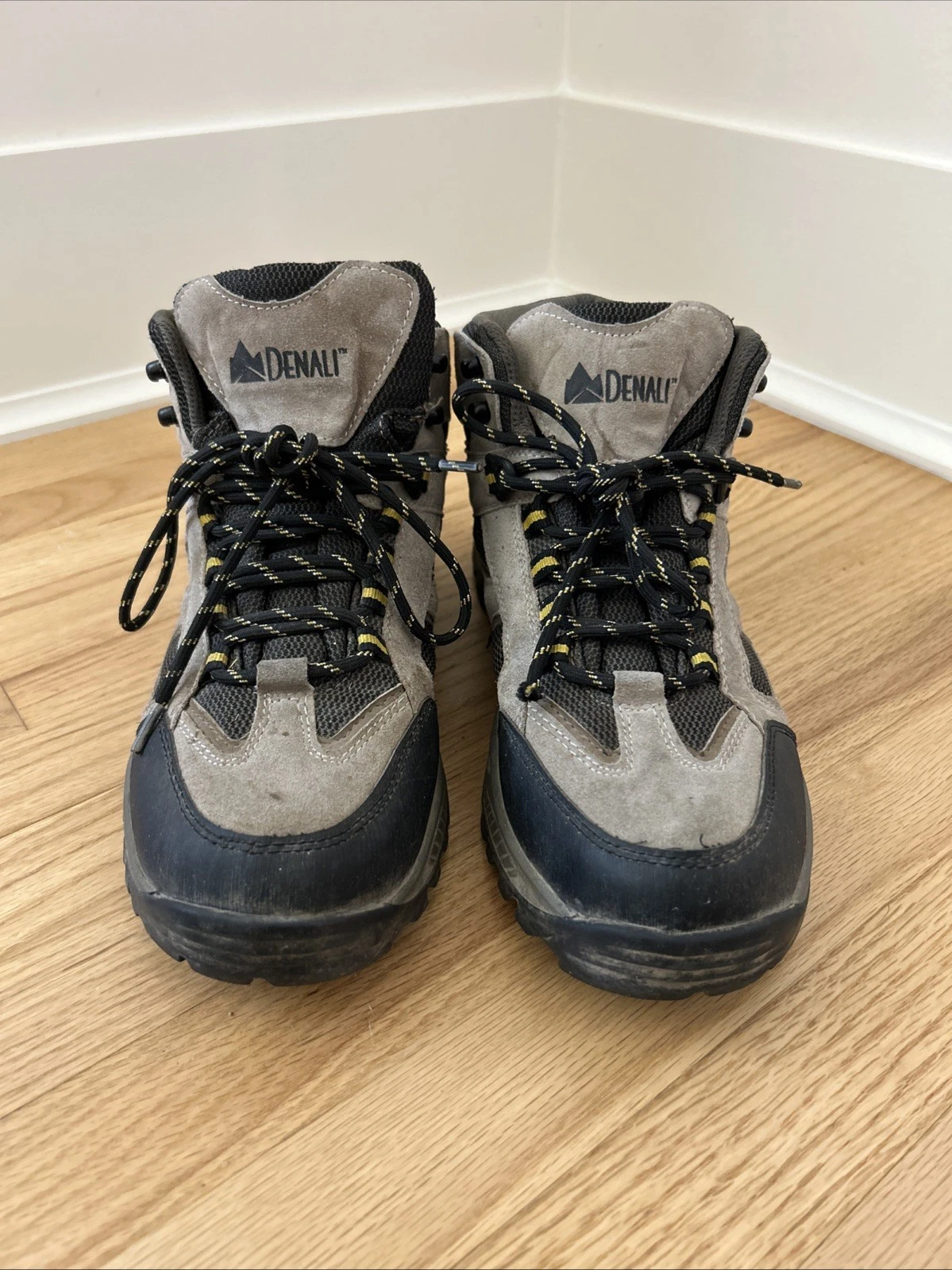 Denali Men’s Hiking Boots Size 9.5, Beige/Black, Style HM40298JS-1