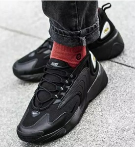 zoom 2k triple black
