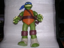 2012 Viacom International Ninja Turtle Leonardo 11 " Action Figure