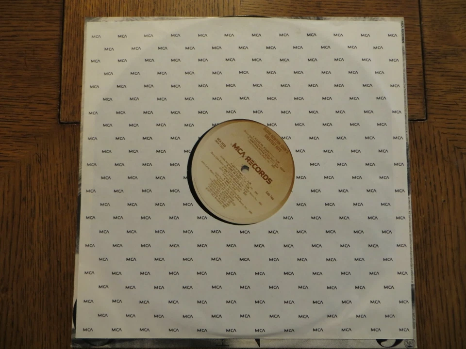 Olivia Newton-John's Greatest Hits - 1977 MCA Records MCA-3028 Vinyl LP VG+/EX! - Imagem 4 de 4