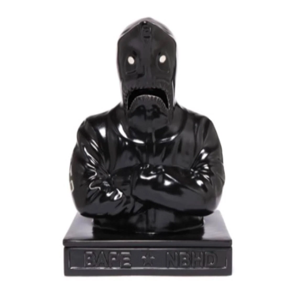 A BATHING APE BAPE NEIGHBORHOOD SHARK INCENSE CHAMBER SILVER