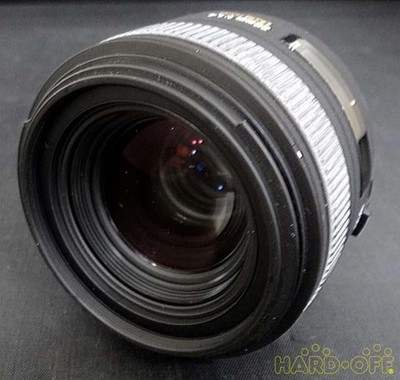 Sigma 30mm f/1.4 DC HSM Standard/Mid Telephoto Lens with Cap & Hood