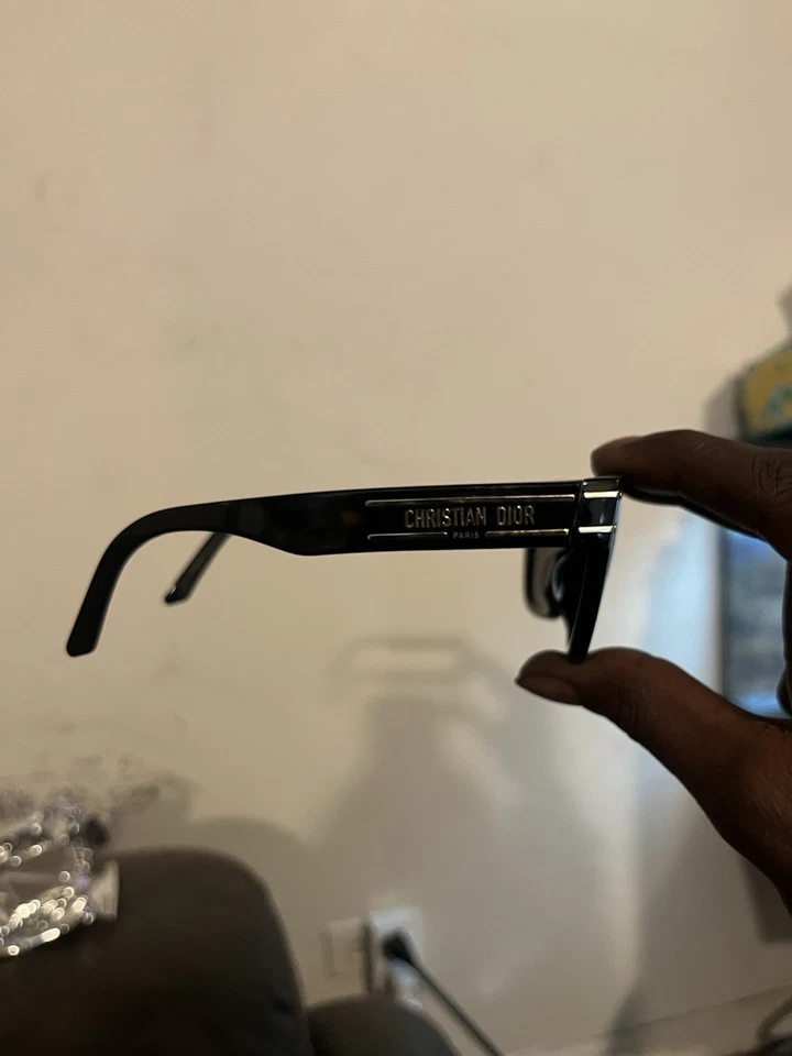 Gafas de sol Christian Dior Signature negro dorado DIORSIGNATURE S6U Cat CD40074U Foto 4 de 4