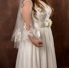 Davids Bridal Wedding Dress size 18W Ivory